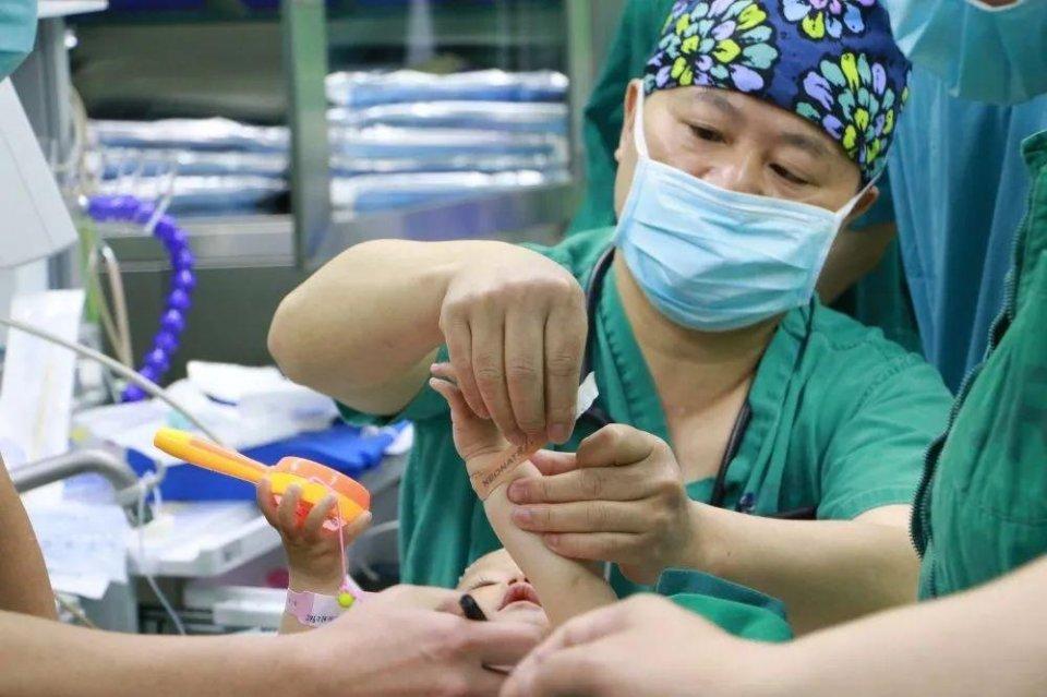 玉环市妇婴监护型护送